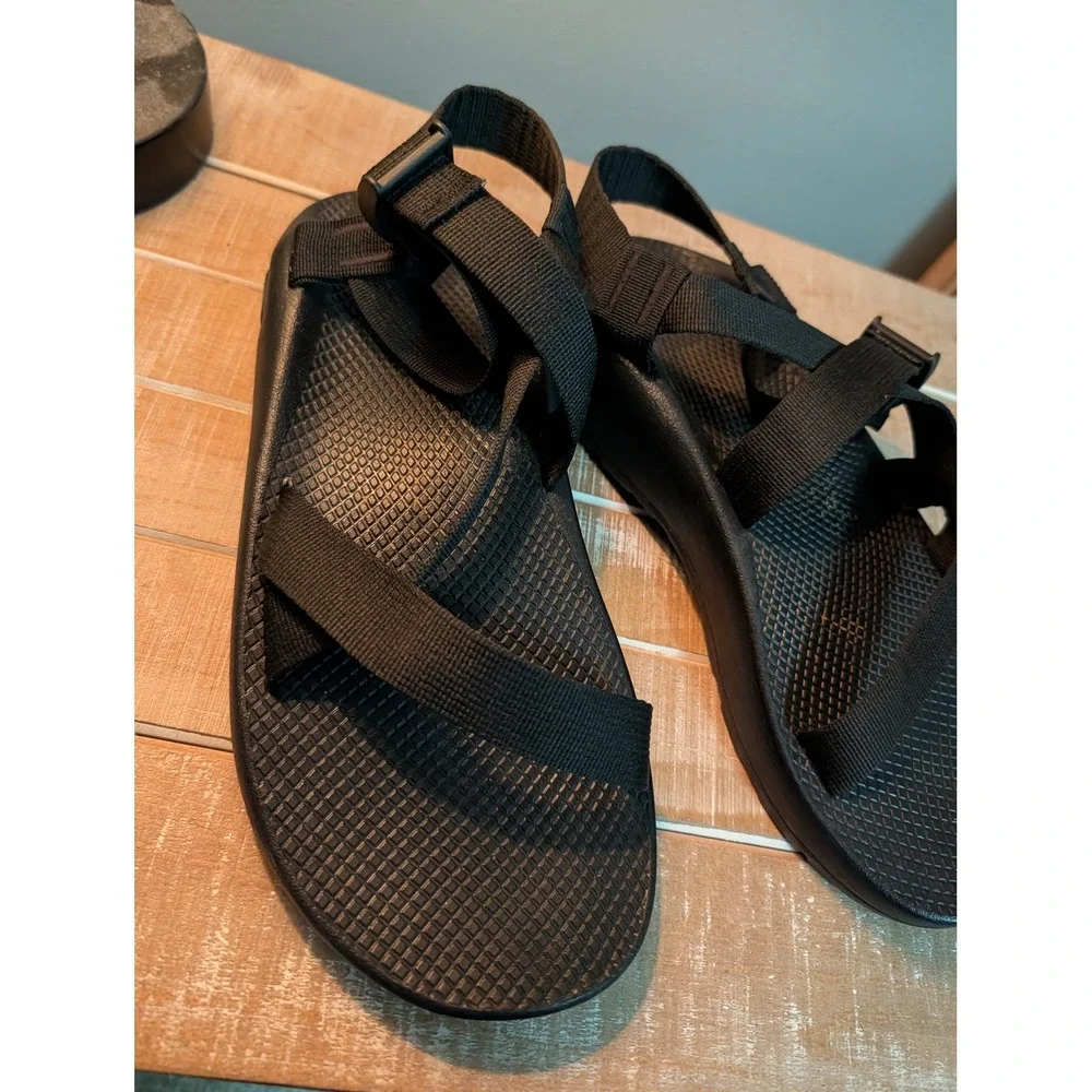 Chaco Z1 Classic Mens Sandals Black Athletic Hiking Water Shoes Size M11